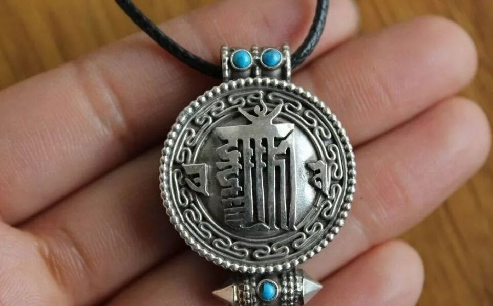 Amuleto tibetano para la buena suerte